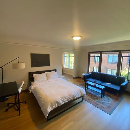 Furnished Apartments - Climate Pledge Arena Next Door Seattle Esterno foto